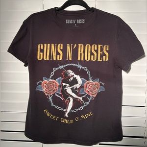 🎸Guns N Roses 🥀  SWEET CHILD OF MINE. Women’s small.